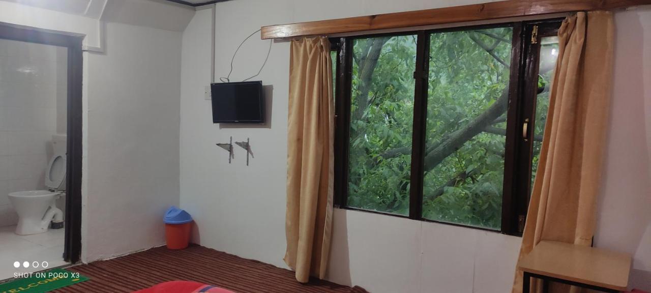 Jahangir Cottage Pahalgām Esterno foto