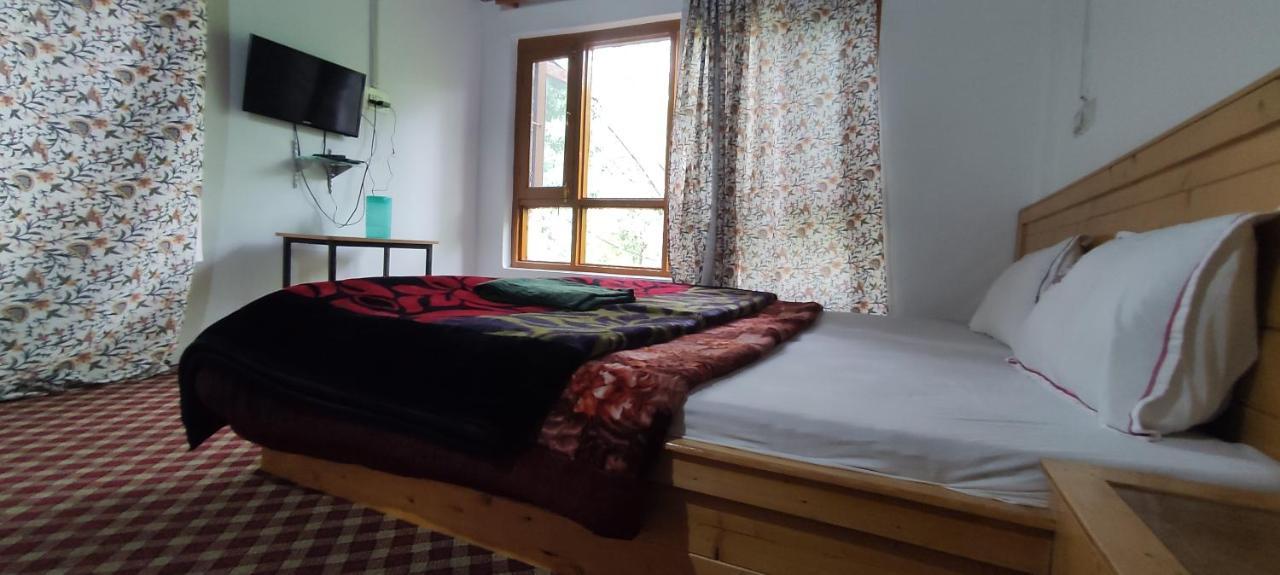 Jahangir Cottage Pahalgām Esterno foto