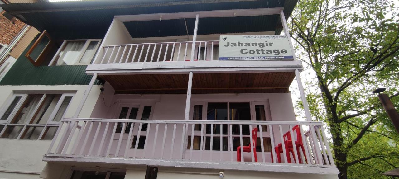 Jahangir Cottage Pahalgām Esterno foto